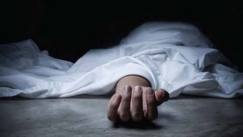 সুন্দরবনের নদীপথে জেলেদের নিরাপত্তা কতটা, জাহাজের ধাক্কায় প্রাণ গেল মোস্তফা মাঝির