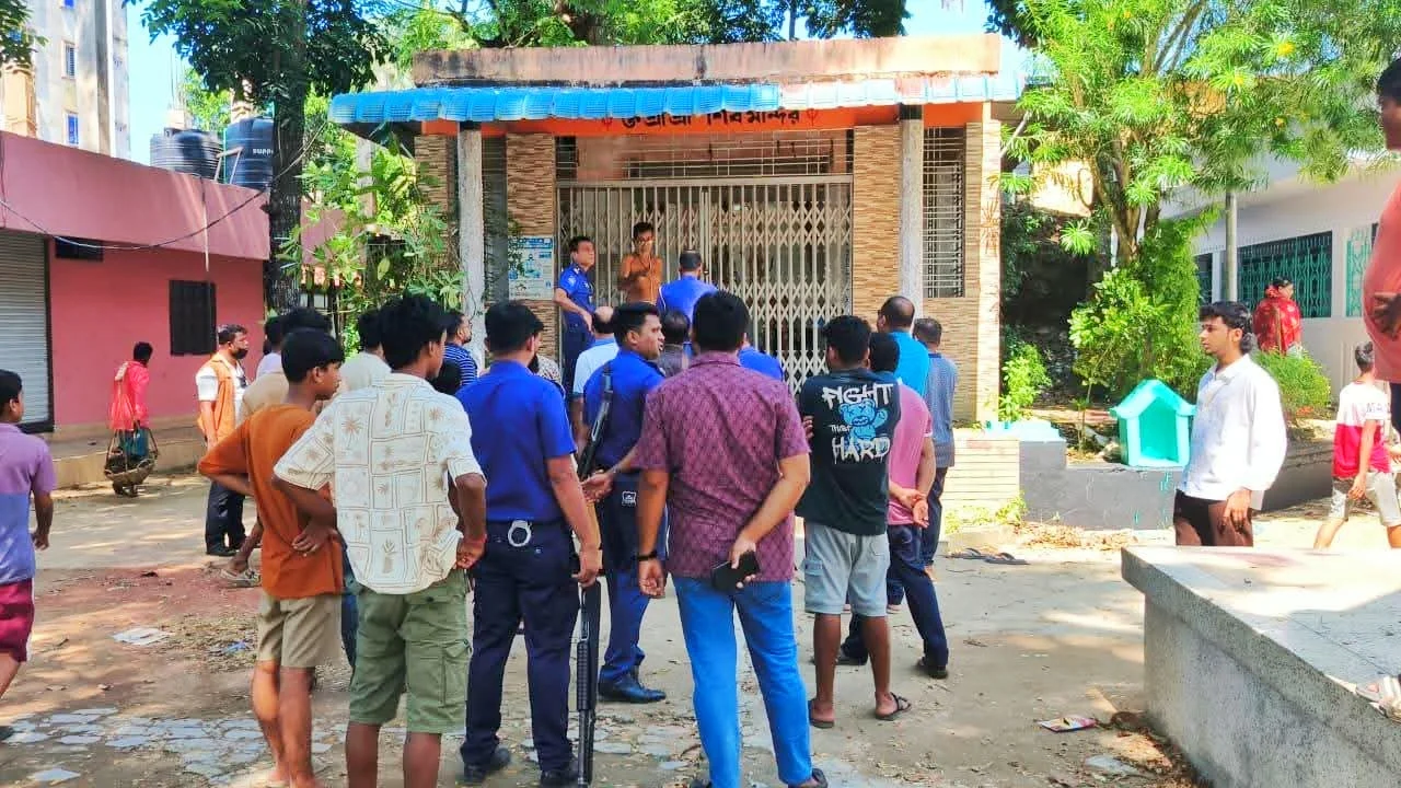 ব্রাহ্মণবাড়িয়ার আখাউড়ায় মন্দিরে চুরি, স্বর্ণালংকারসহ ছয়টি মূর্তি লুট