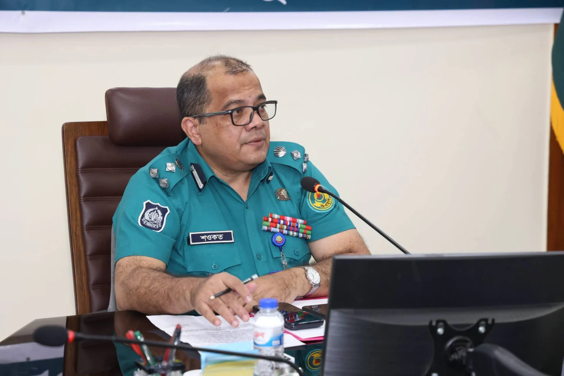 সিএমপি কমিশনারের ‘ওপেন হাউজ ডে’-তে তাৎক্ষণিক সেবা নিলেন সেবাপ্রত্যাশীরা