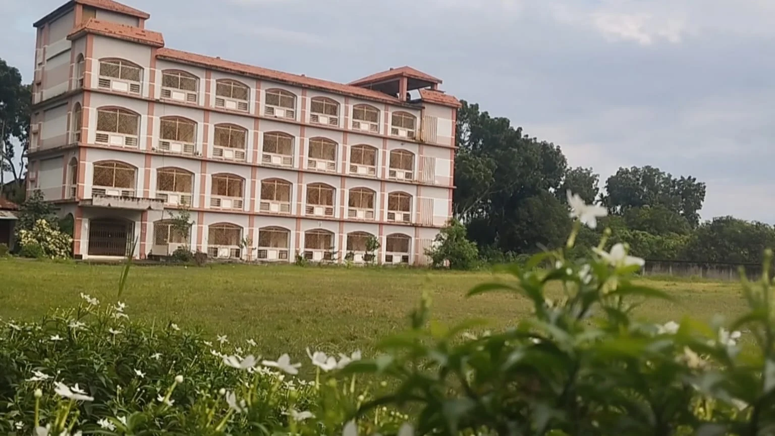 নাটোরের বাগাতিপাড়ায় তিন শিক্ষাপ্রতিষ্ঠানে শতভাগ ফেল, শীর্ষে ক্যান্টনমেন্ট স্যাপার কলেজ