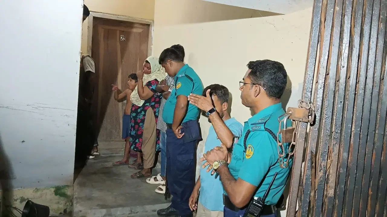 রাজশাহীতে দুই মরদেহ উদ্ধার, জমি বিরোধে ব্যবসায়ীর মৃত্যু