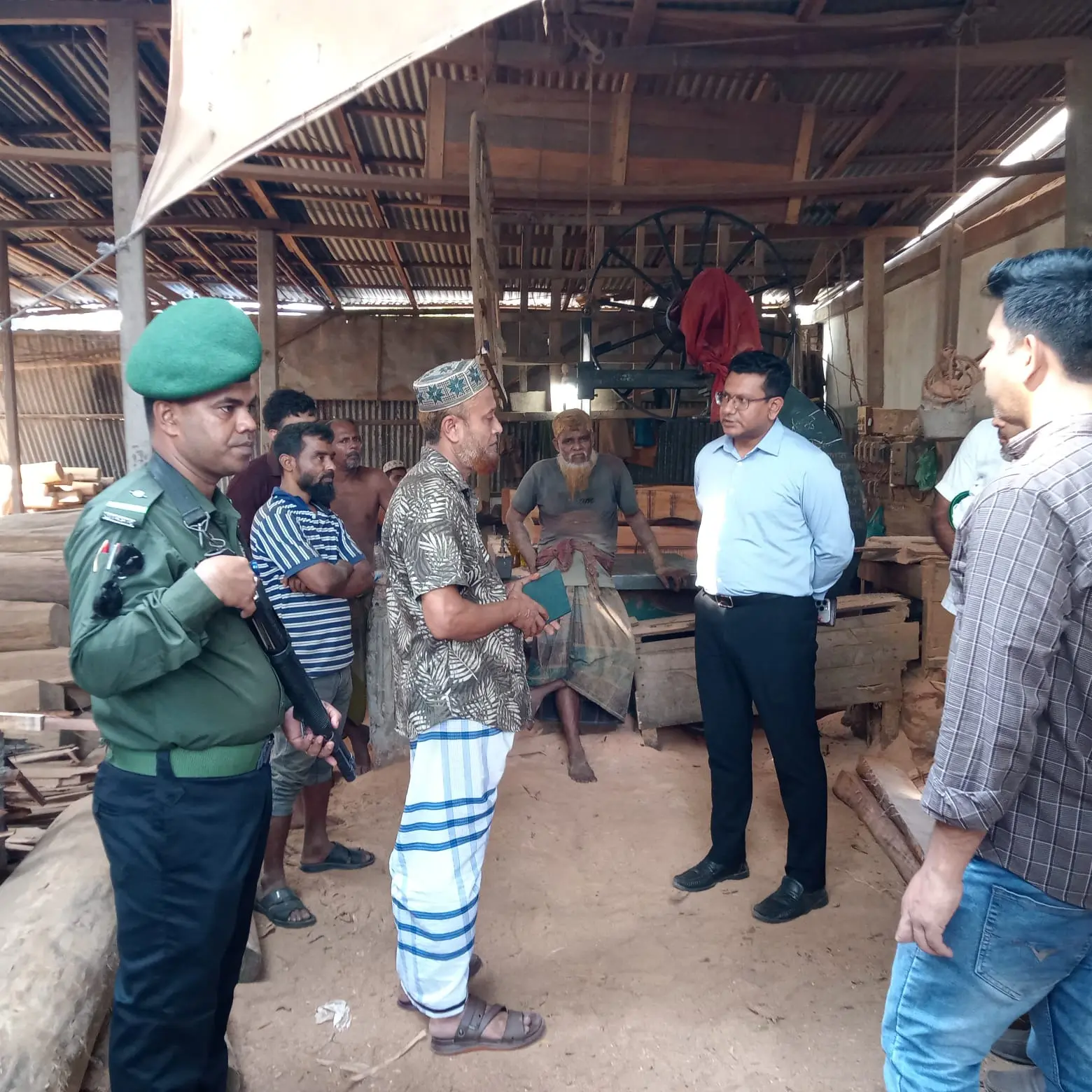 সোনারগাঁয়ে এক প্রতিষ্ঠানকে ১০ হাজার টাকা জরিমানা