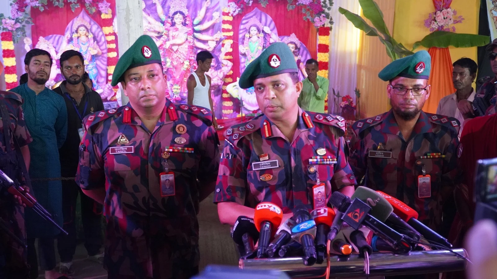 শারদীয় দুর্গাপূজায় শ্রীমঙ্গল সেক্টরের ২৩৭ মণ্ডপে বিজিবির কড়া নিরাপত্তা, মোতায়েন ৩৪ প্লাটুন