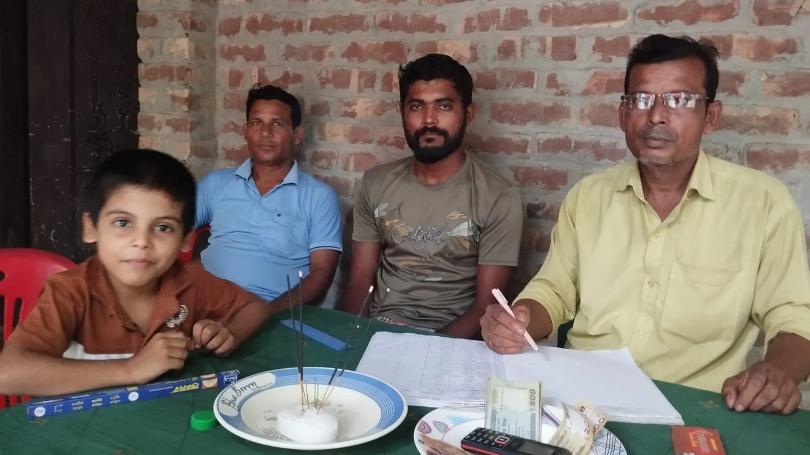 ৭ গ্রামে মাইকিং করে পাওয়ার টিলারের হালখাতা