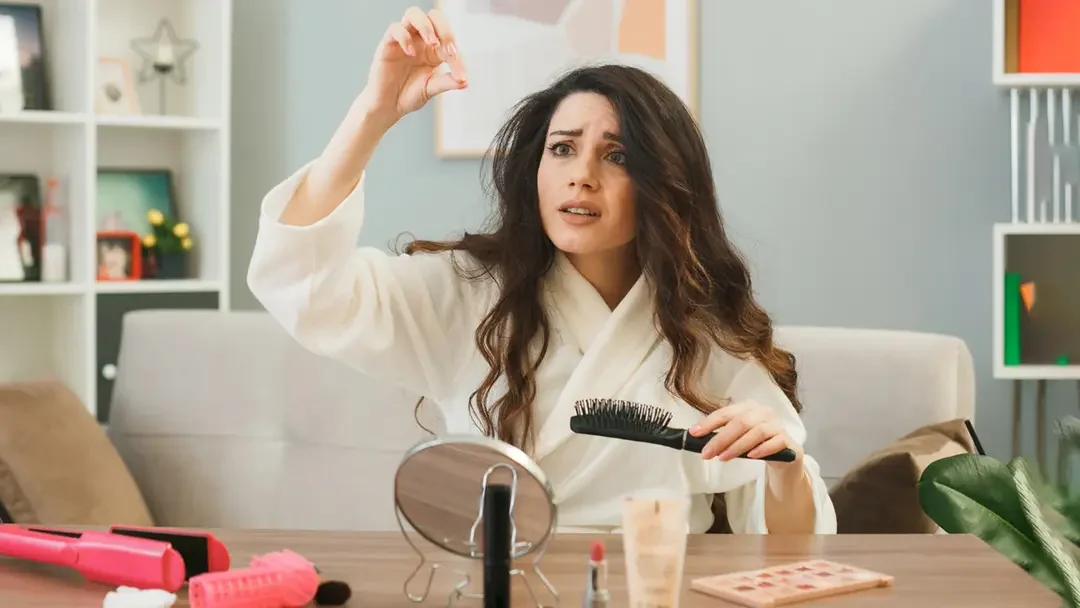 ডেঙ্গুর পরে চুল পড়া বেড়ে গেছে? জেনে নিন কী করবেন